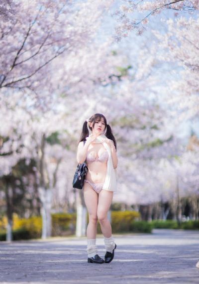 电影《思春少妇》_字幕高清版在线播放